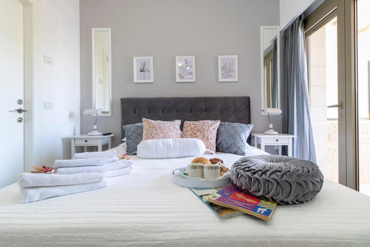 Luxury Three-Bedroom/Terrace Over Old City View Jeruzsálem Kültér fotó