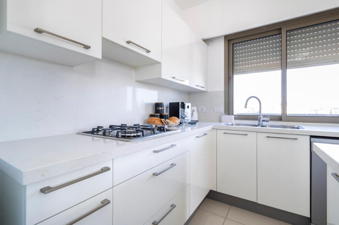 Luxury Three-Bedroom/Terrace Over Old City View Jeruzsálem Kültér fotó